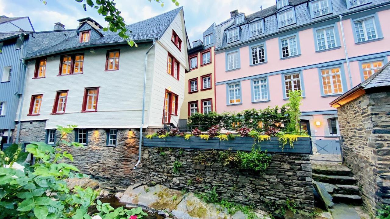 Villa Monschau-Auszeit: Historisch wohnen direkt am Bach Exterior foto